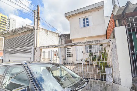 Casa à venda com 130m², 2 quartos e 1 vagaFachada