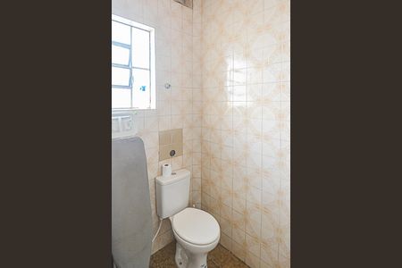 Casa à venda com 130m², 2 quartos e 1 vagaBanheiro 1