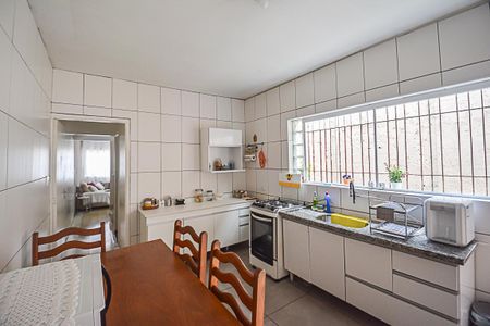 Casa à venda com 130m², 2 quartos e 1 vagaCozinha