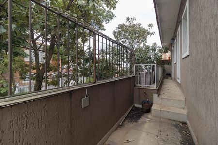 Casa para alugar com 150m², 3 quartos e 2 vagas Casa para alugar com 150m², 3 quartos e 2 vagasVaranda dos Quartos 2 e 3