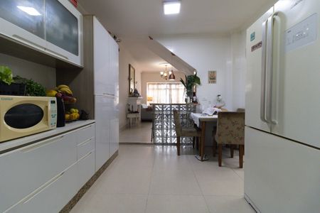 Casa para alugar com 150m², 3 quartos e 2 vagas Casa para alugar com 150m², 3 quartos e 2 vagasCozinha