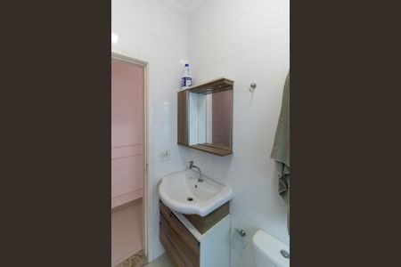Casa para alugar com 150m², 3 quartos e 2 vagas Casa para alugar com 150m², 3 quartos e 2 vagasBanheiro Social 1
