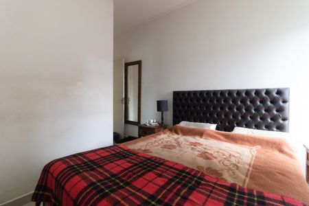 Casa para alugar com 150m², 3 quartos e 2 vagas Casa para alugar com 150m², 3 quartos e 2 vagasSuíte