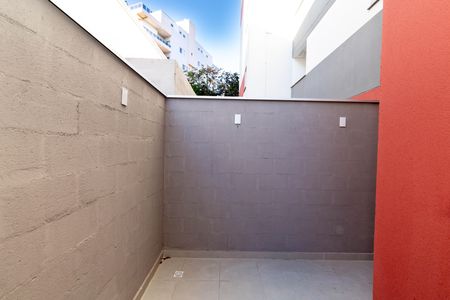 Apartamento para alugar com 65m², 2 quartos e 1 vaga Apartamento para alugar com 65m², 2 quartos e 1 vagaÁrea Externa