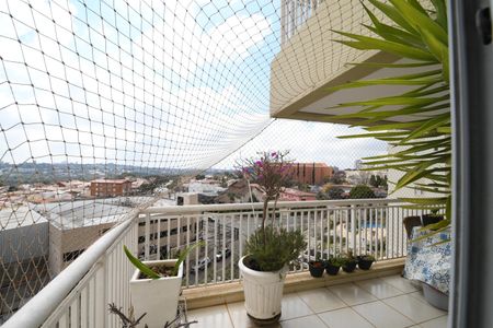 Apartamento à venda com 119m², 3 quartos e 2 vagasQuarto 1 - Vista