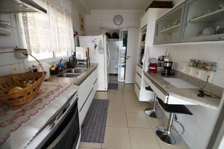 Apartamento à venda com 119m², 3 quartos e 2 vagasCozinha