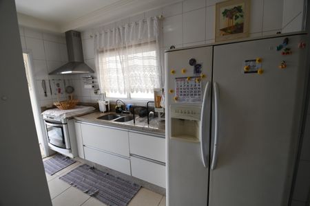 Apartamento à venda com 119m², 3 quartos e 2 vagasCozinha