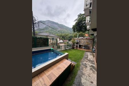 Casa à venda com 254m², 3 quartos e 2 vagas