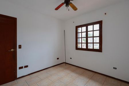 Casa à venda com 510m², 4 quartos e 8 vagas Casa à venda com 510m², 4 quartos e 8 vagasQuarto 2