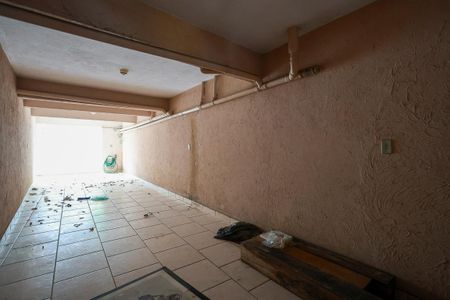 Casa à venda com 510m², 4 quartos e 8 vagas Casa à venda com 510m², 4 quartos e 8 vagasGaragem 2