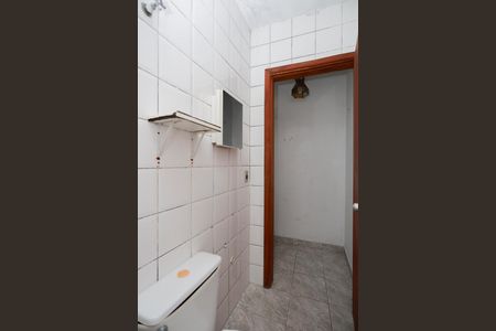 Casa à venda com 510m², 4 quartos e 8 vagas Casa à venda com 510m², 4 quartos e 8 vagasLavabo de serviço