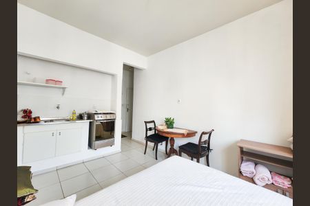 Studio de kitnet/studio para alugar com 1 quarto, 28m² em Centro, Rio de Janeiro