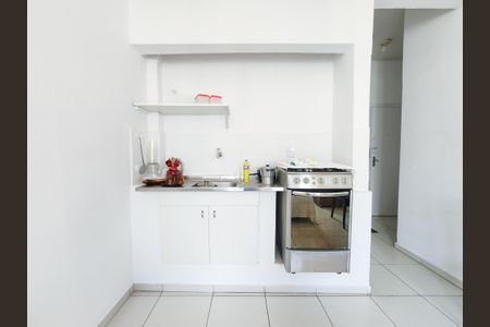 Cozinha de kitnet/studio para alugar com 1 quarto, 28m² em Centro, Rio de Janeiro
