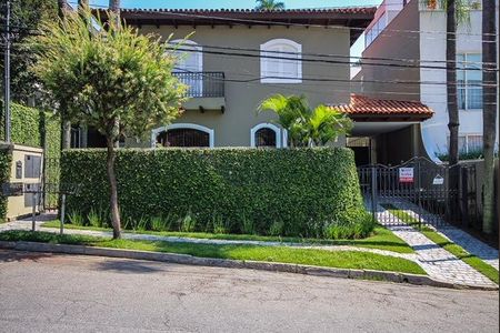 Casa à venda com 255m², 3 quartos e 3 vagas