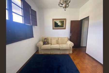 Casa à venda com 3 quartos, 180m² em Eldorado, Contagem