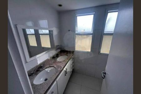 Casa à venda com 4 quartos, 180m² em Recreio dos Bandeirantes, Rio de Janeiro