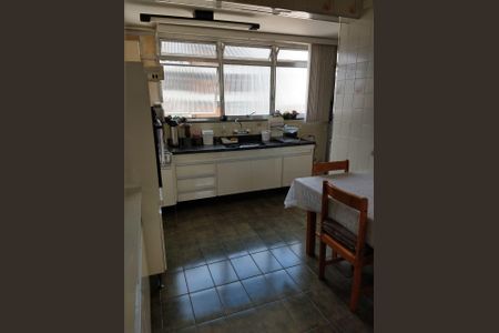 Apartamento à venda com 160m², 3 quartos e 2 vagas