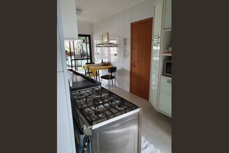 Apartamento à venda com 171m², 4 quartos e 3 vagas