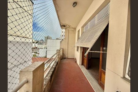 Apartamento à venda com 135m², 3 quartos e sem vaga