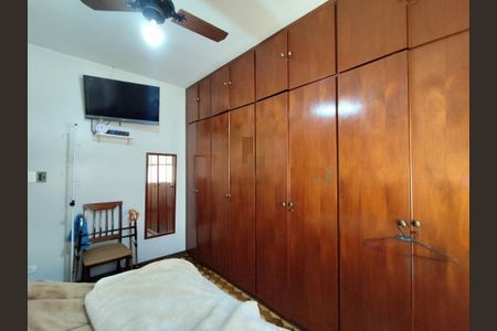 Casa à venda com 195m², 3 quartos e 3 vagas