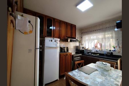 Casa à venda com 195m², 3 quartos e 3 vagas