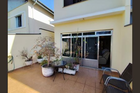 Casa à venda com 195m², 3 quartos e 3 vagas