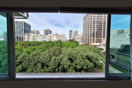 Apartamento à venda com 130m², 2 quartos e 1 vaga