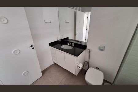 Apartamento à venda com 130m², 2 quartos e 1 vaga