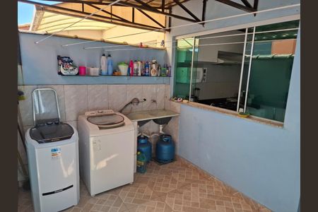 Casa à venda com 126m², 2 quartos e 2 vagas