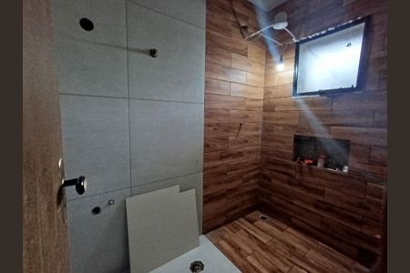 Casa à venda com 2 quartos, 96m² em Vila Polopoli, São Paulo