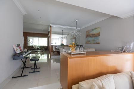 Sala 1 de casa à venda com 4 quartos, 370m² em Alphaville Dom Pedro, Campinas