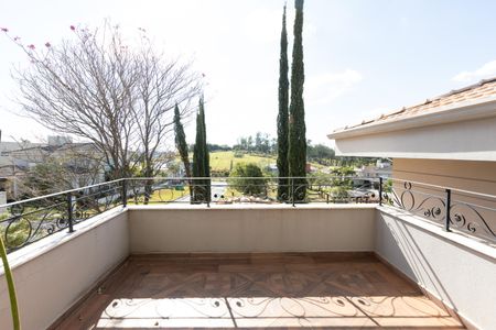 Casa à venda com 370m², 4 quartos e 2 vagas Casa à venda com 370m², 4 quartos e 2 vagasVaranda da Suíte 3