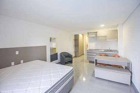 Apartamento para alugar com 33m², 1 quarto e 1 vagaSala/Cozinha