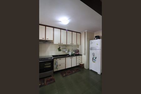 Casa à venda com 155m², 3 quartos e 4 vagase Cozinha