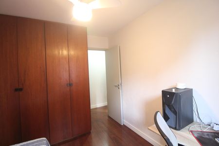 Apartamento à venda com 116m², 4 quartos e 2 vagasQuarto 2