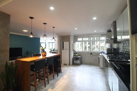 Apartamento à venda com 116m², 4 quartos e 2 vagasCozinha