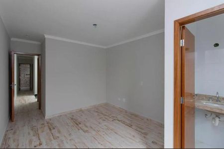 Casa à venda com 94m², 3 quartos e 2 vagasFoto 06