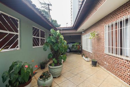 Casa à venda com 380m², 3 quartos e 1 vagaQuintal de Entrada