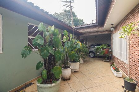 Casa à venda com 380m², 3 quartos e 1 vagaQuintal de Entrada