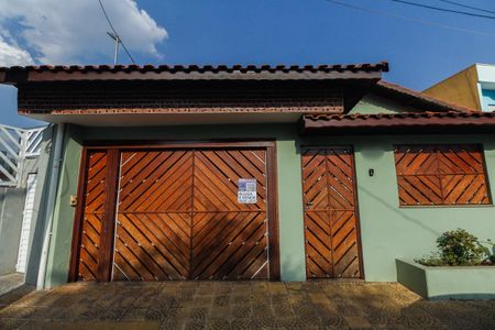 Casa à venda com 380m², 3 quartos e 1 vagaFachada