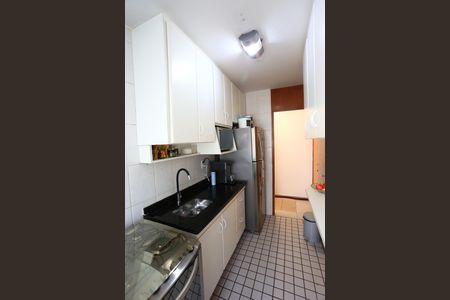 Apartamento à venda com 67m², 2 quartos e 2 vagas Apartamento à venda com 67m², 2 quartos e 2 vagasCozinha