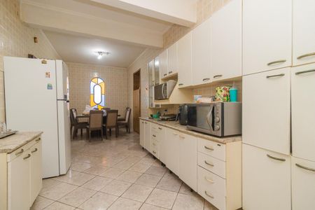 Casa à venda com 132m², 3 quartos e sem vaga Casa à venda com 132m², 3 quartos e sem vagaCozinha