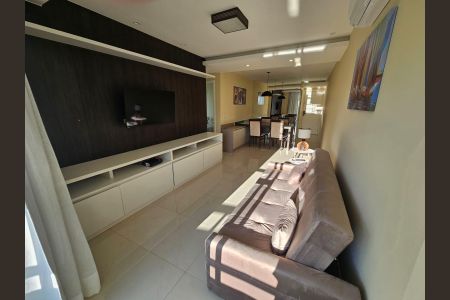 Apartamento à venda com 2 quartos, 56m² em Barra da Tijuca, Rio de Janeiro