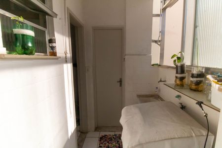 Apartamento à venda com 110m², 3 quartos e 1 vagaÁrea de Serviço