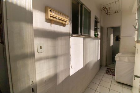 Apartamento à venda com 110m², 3 quartos e 1 vagaÁrea de Serviço