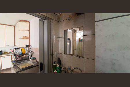 Casa à venda com 250m², 3 quartos e 4 vagas Casa à venda com 250m², 3 quartos e 4 vagasBanheiro da Edícula