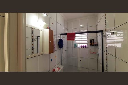 Casa à venda com 250m², 3 quartos e 4 vagas Casa à venda com 250m², 3 quartos e 4 vagasBanheiro do Corredor