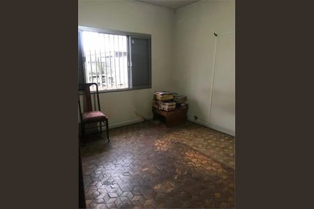 Casa à venda com 4 quartos, 237m² em Jardim Aeroporto, São Paulo