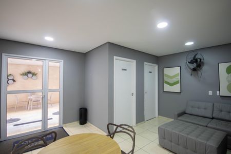 Apartamento à venda com 30m², 1 quarto e sem vaga Apartamento à venda com 30m², 1 quarto e sem vagaÁrea comum - Salão de festas