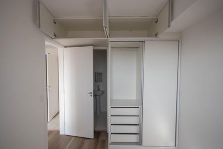 Apartamento à venda com 30m², 1 quarto e sem vaga Apartamento à venda com 30m², 1 quarto e sem vagaSuíte